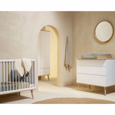 QUAX Chambre trio lit bébé 60x120 cm + armoire + commode avec plan à langer flow white & oak