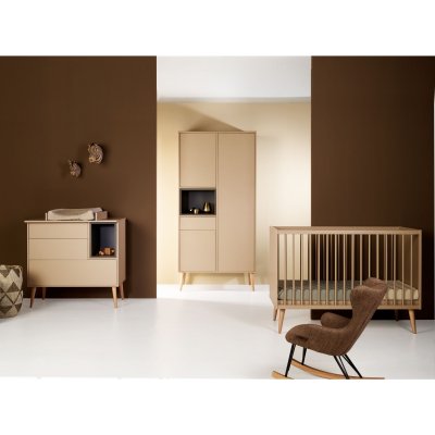QUAX Chambre trio lit bébé 70x140 cm évolutif en lit enfant + armoire + commode avec plan à langer cocoon latte