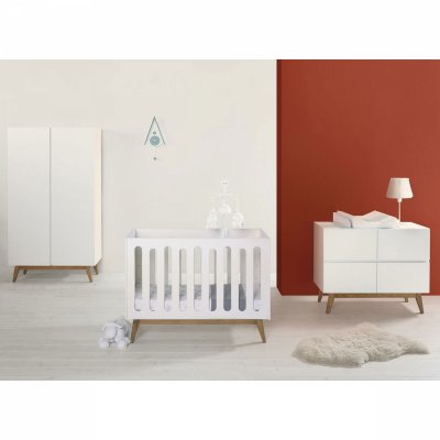 QUAX Chambre trio lit bébé 60x120 cm évolutif en canapé + armoire + commode avec plan à langer trendy white